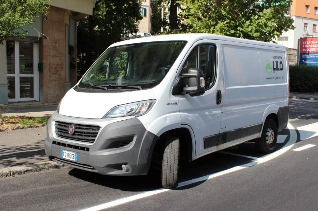 Noleggio Fiat Ducato L1H1 Trieste — esterno principale LILO S.r.l.